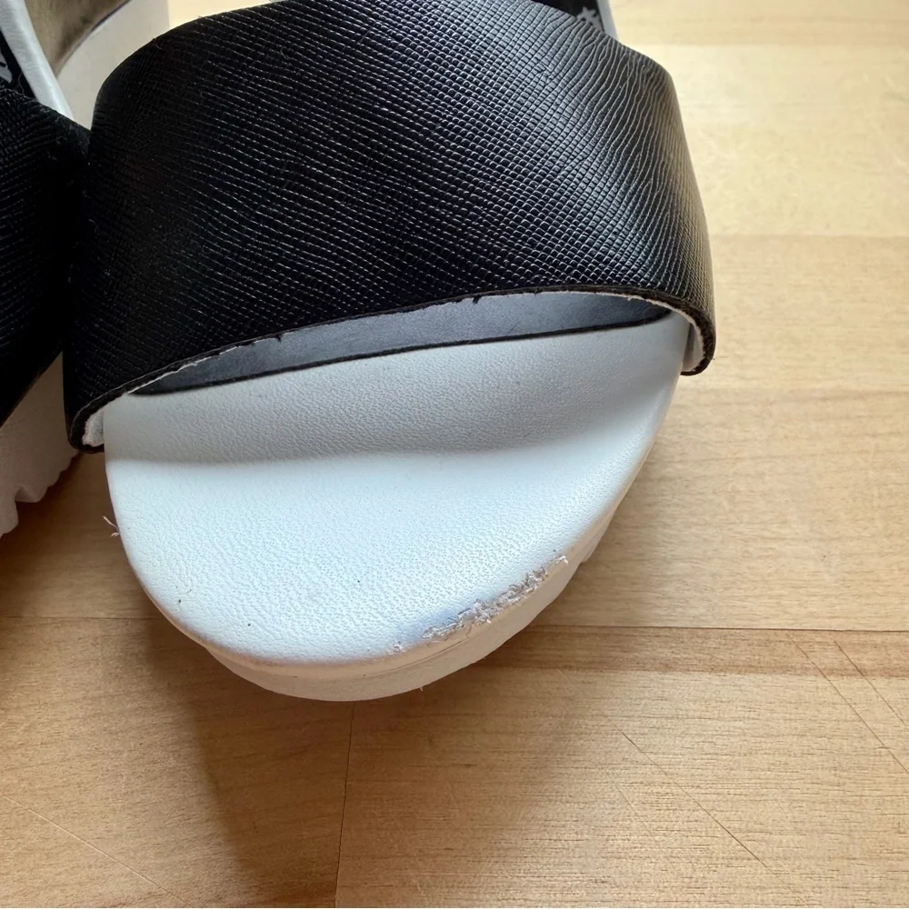 Juicy Couture Trish Black White Platform Wedge Sandals Women Size 7.5 Y2K Note